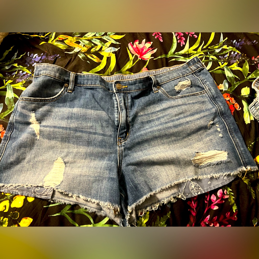 EUC Aerie Daydream denim shorts size XL